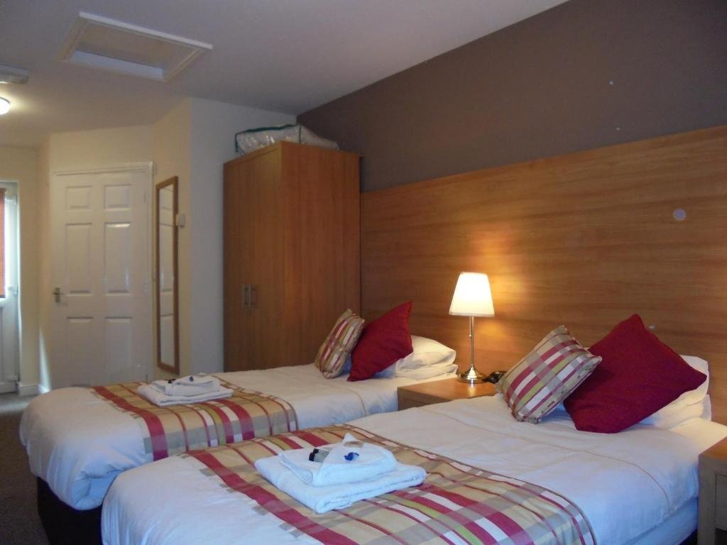 Small Twin Room